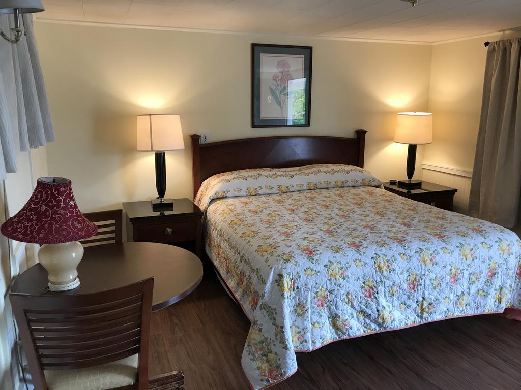 Royale Coach Motor Lodge แฮมป์ตัน ภายนอก รูปภาพ
