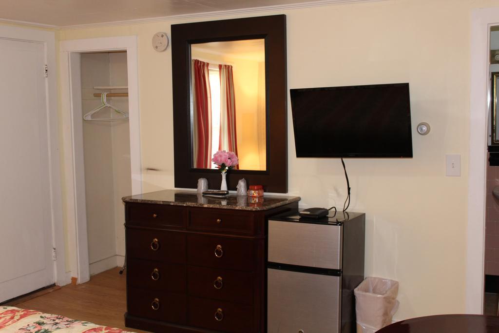 Royale Coach Motor Lodge แฮมป์ตัน ภายนอก รูปภาพ